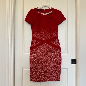 Carolina Herrera Red Textured Wool Short Sleeve Pencil Dress Size 0